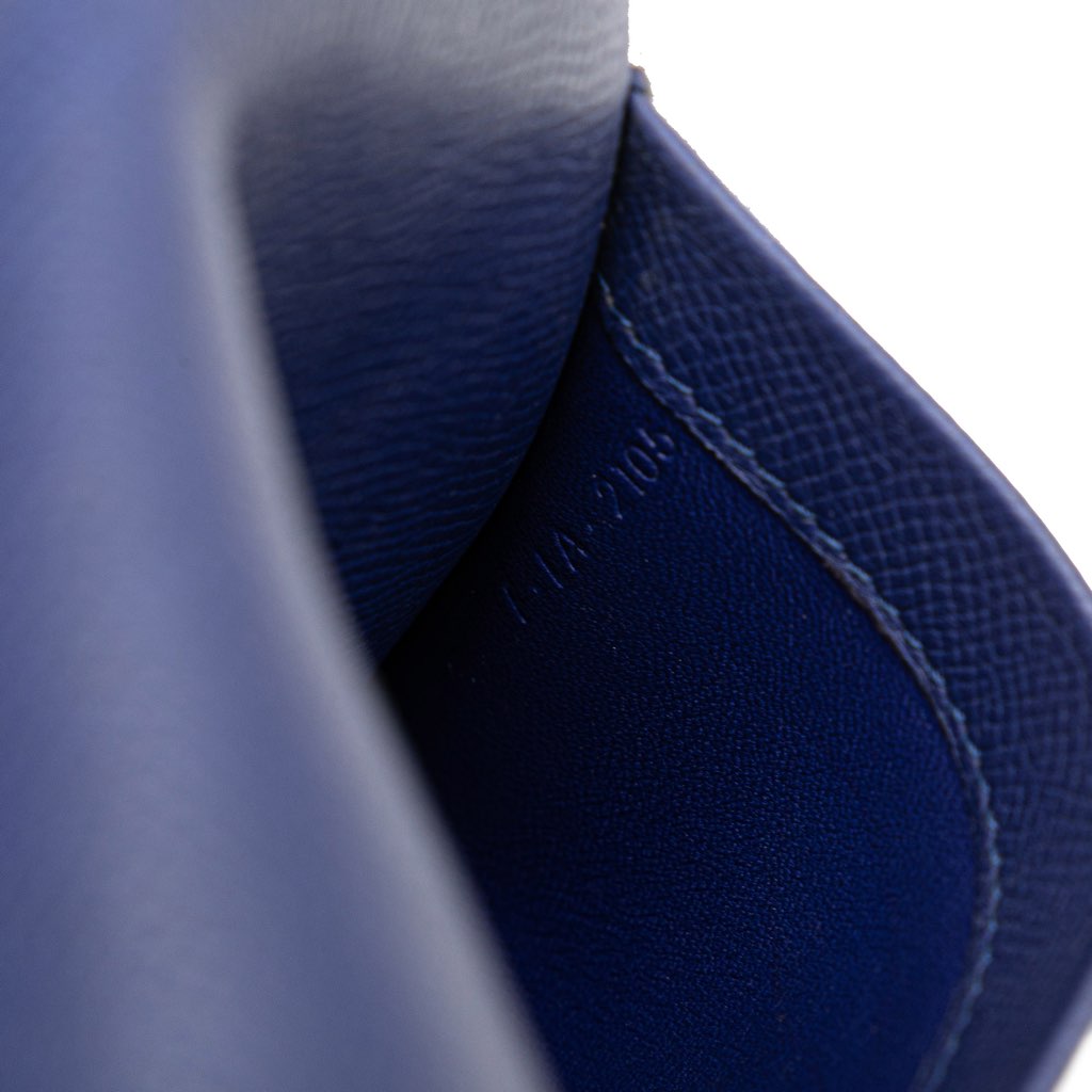 Celine Small Grained Calfskin Trotteur Crossbody - Detail 2