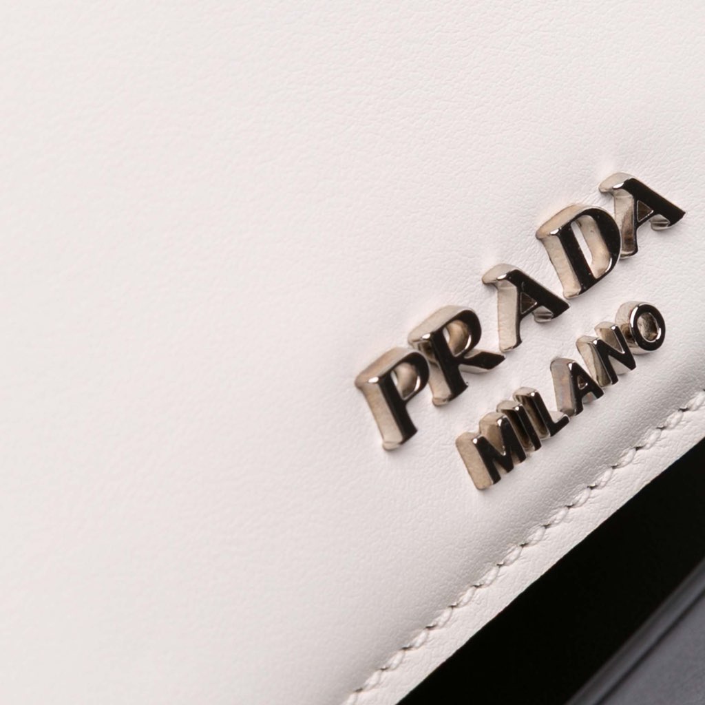 Prada City Calf Plex Ribbon Bag - Detail 1