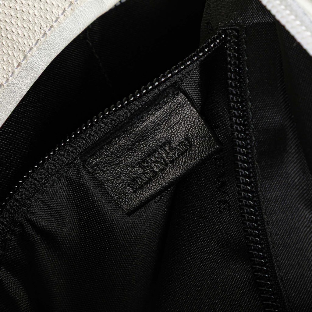 Loewe Perforated Leather Amazona 28 - Image 10