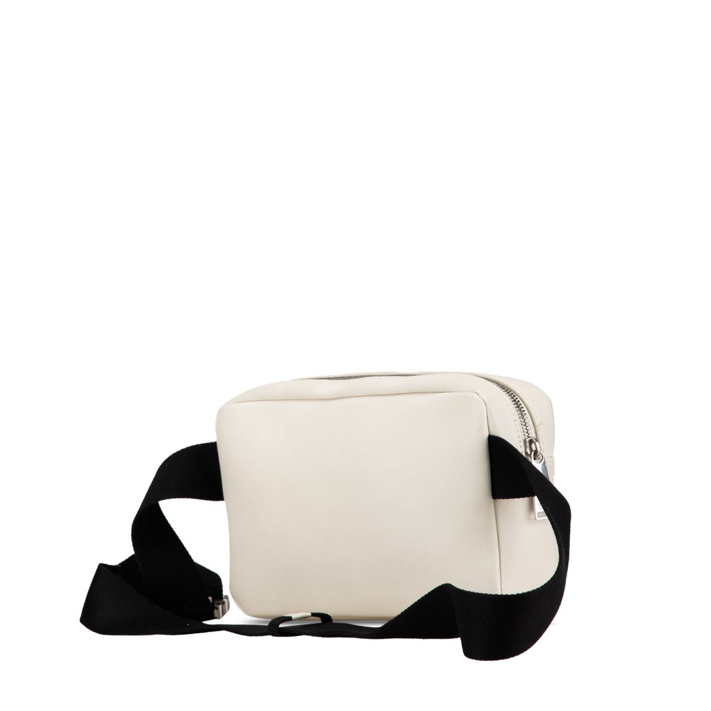 Bottega Veneta Leather Intrecciato Belt Bag - 2