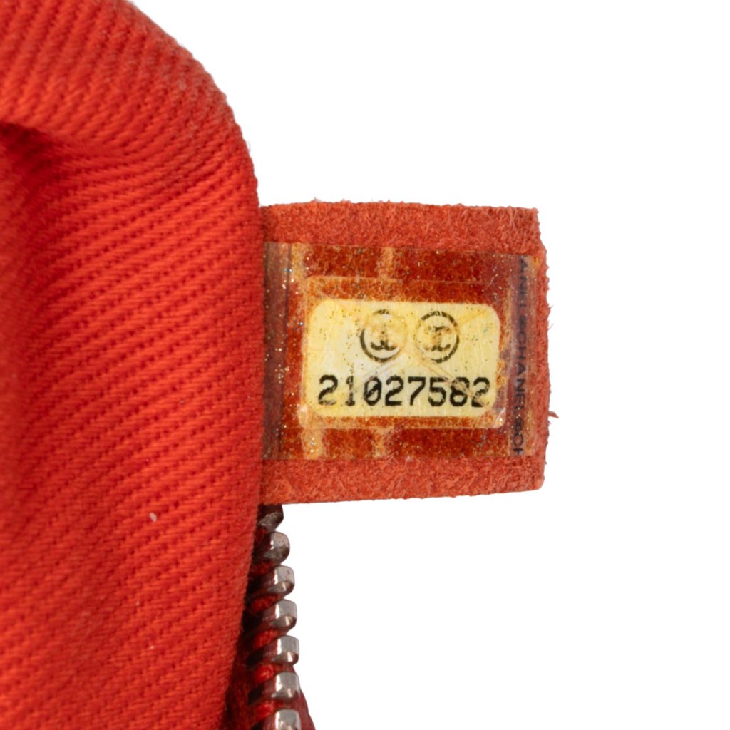 Chanel Medium Quilted Caviar Easy Flap - Detail 1