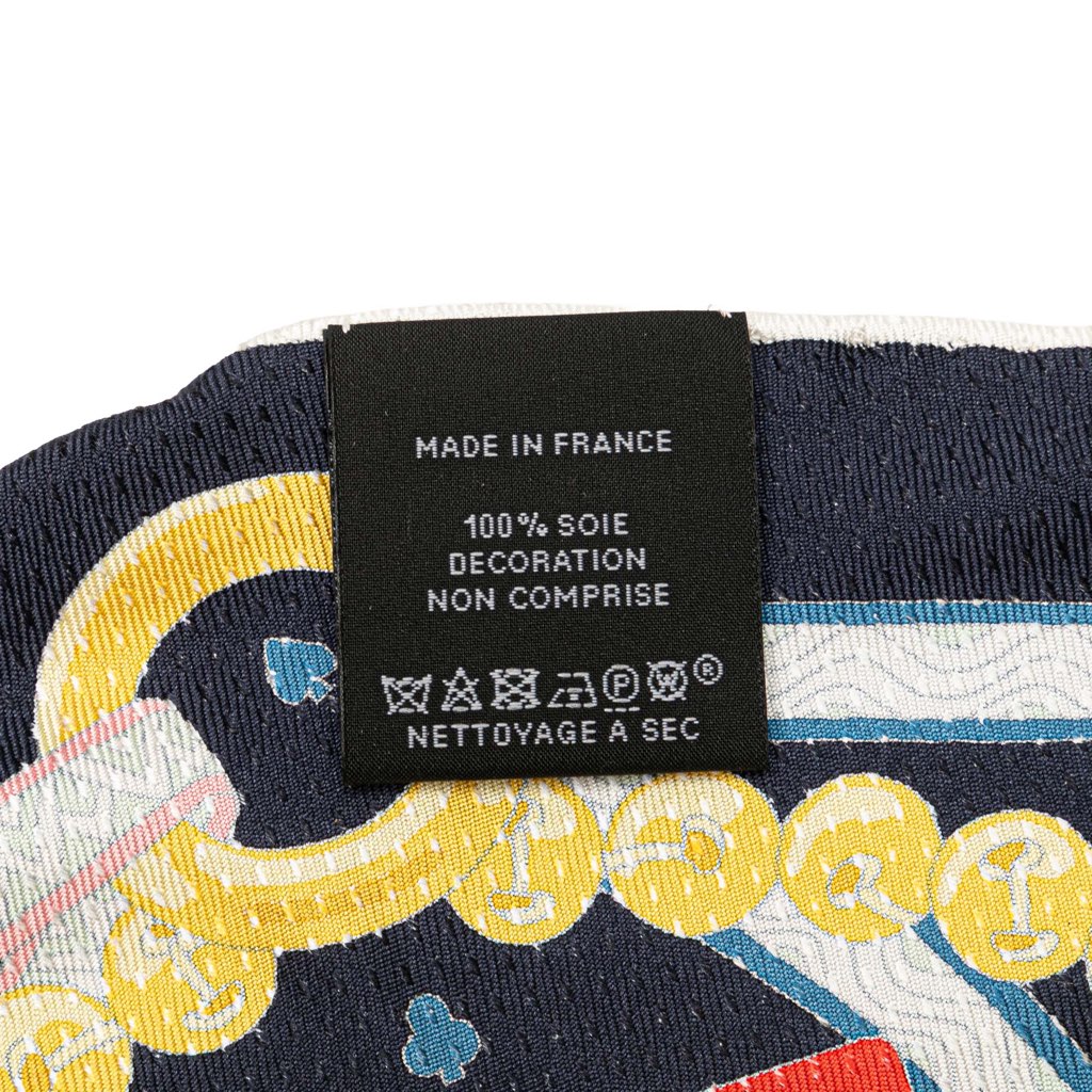 Hermès Dame De Coeur Nano Losange Silk Scarf - 5