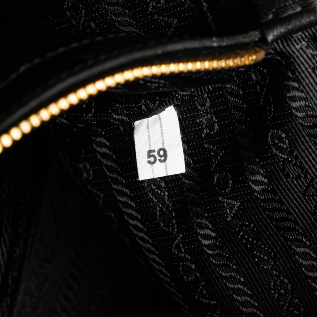 Prada Saffiano and City Calf Esplanade Bag - Detail 2