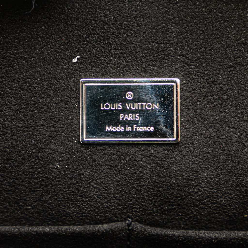 Louis Vuitton Monogram Vernis Melrose - Side view