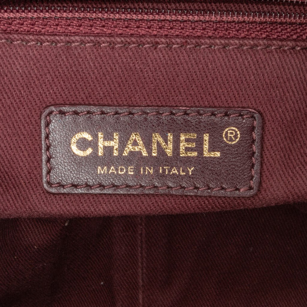 Chanel CC Quilted Lambskin Tassel and Border Embellished Flap - Detail 1