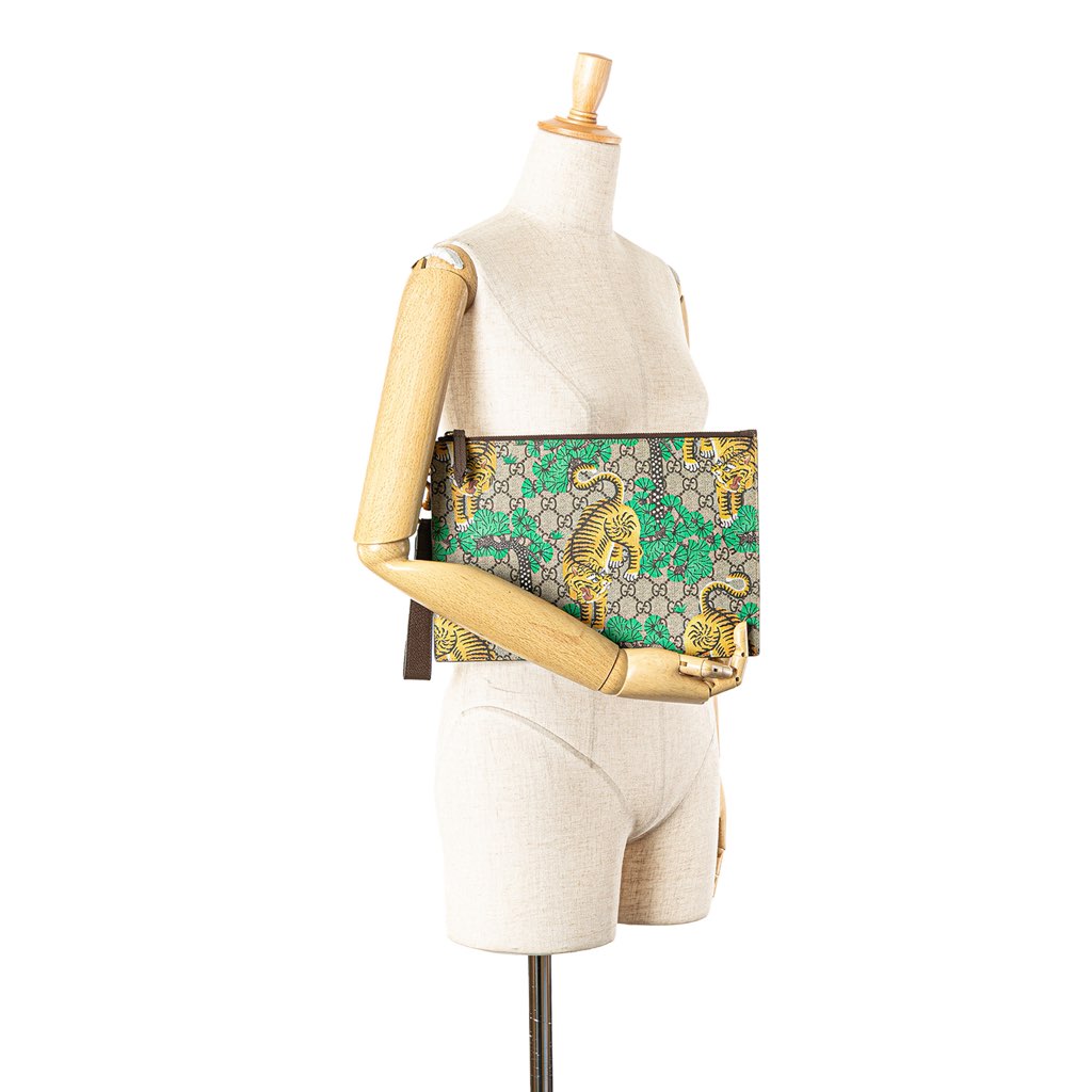 Gucci GG Supreme Bengal Clutch - Image 13