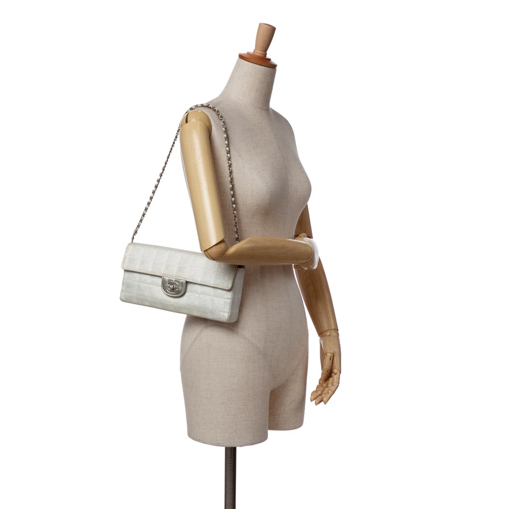 Chanel New Travel Line Nylon East West Flap - Image 13