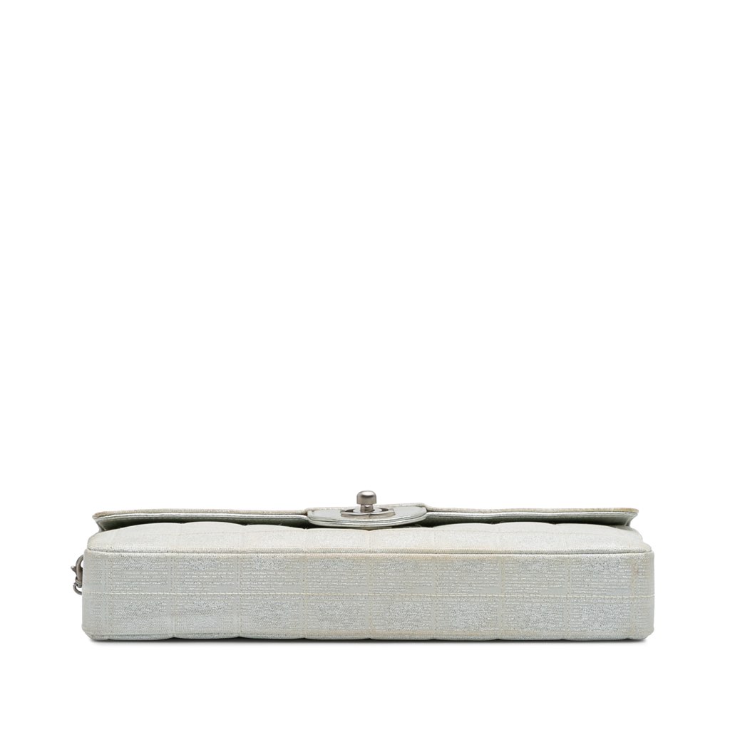 Chanel New Travel Line Nylon East West Flap - Image 6