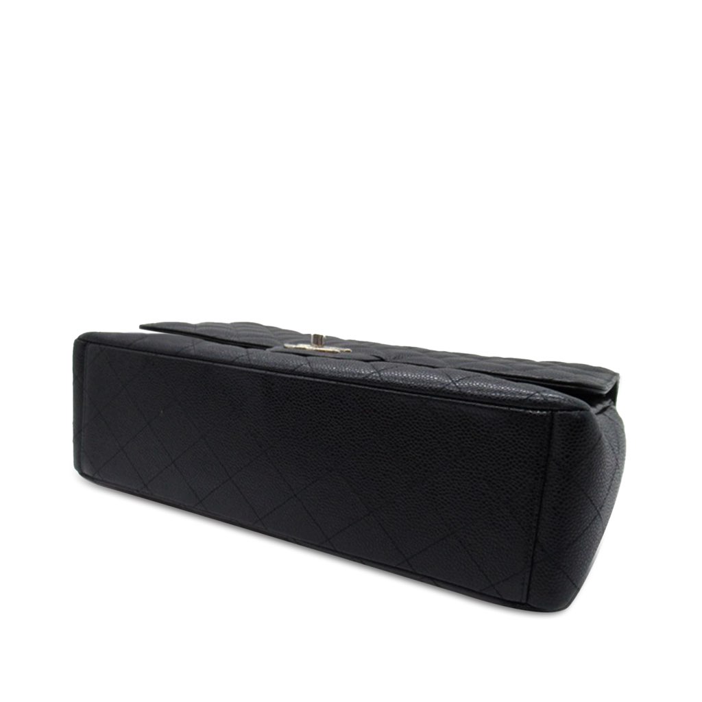 Chanel Maxi Classic Caviar Double Flap - 4
