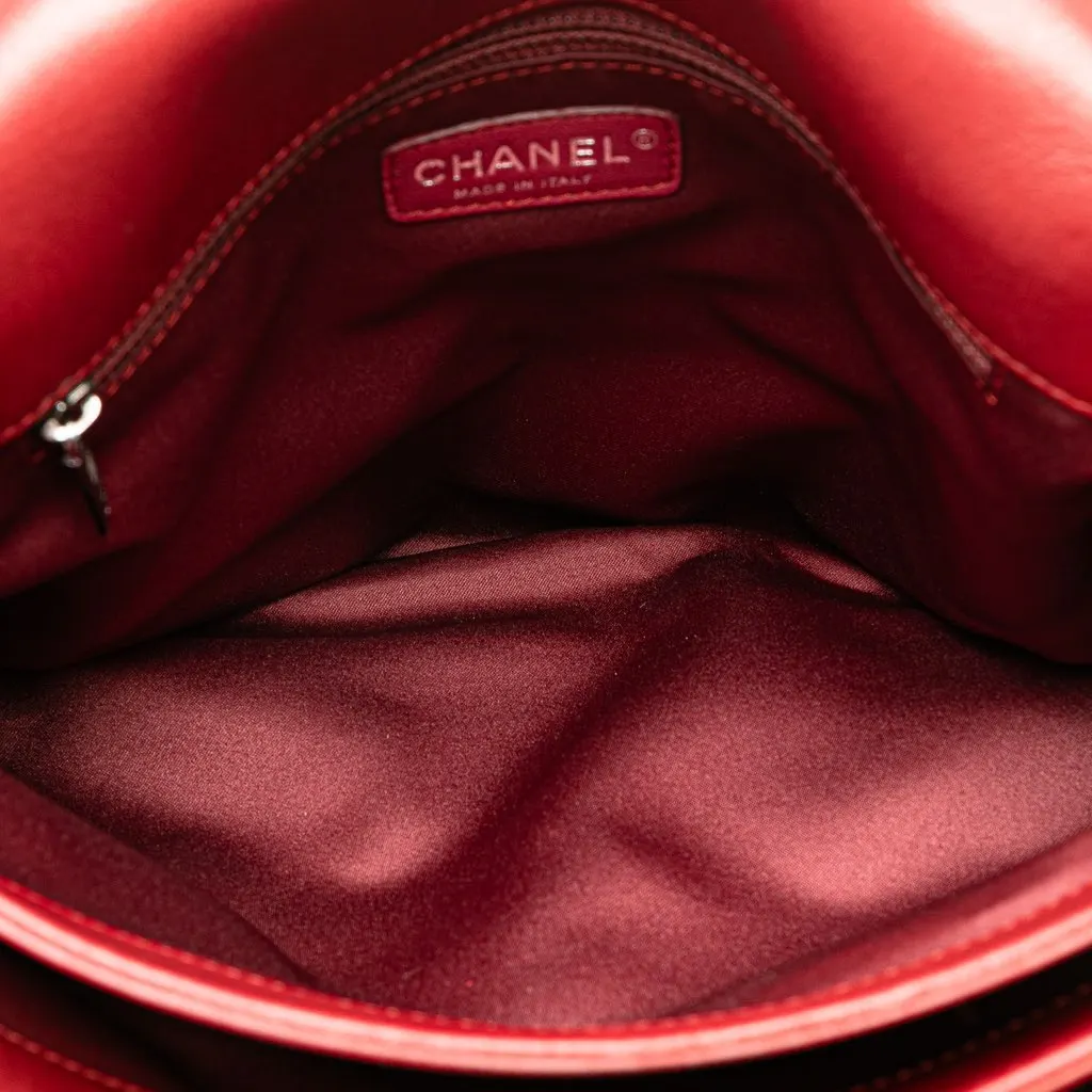 Chanel Maxi Lambskin 3 Accordion Flap Red Leather Very good - Model View