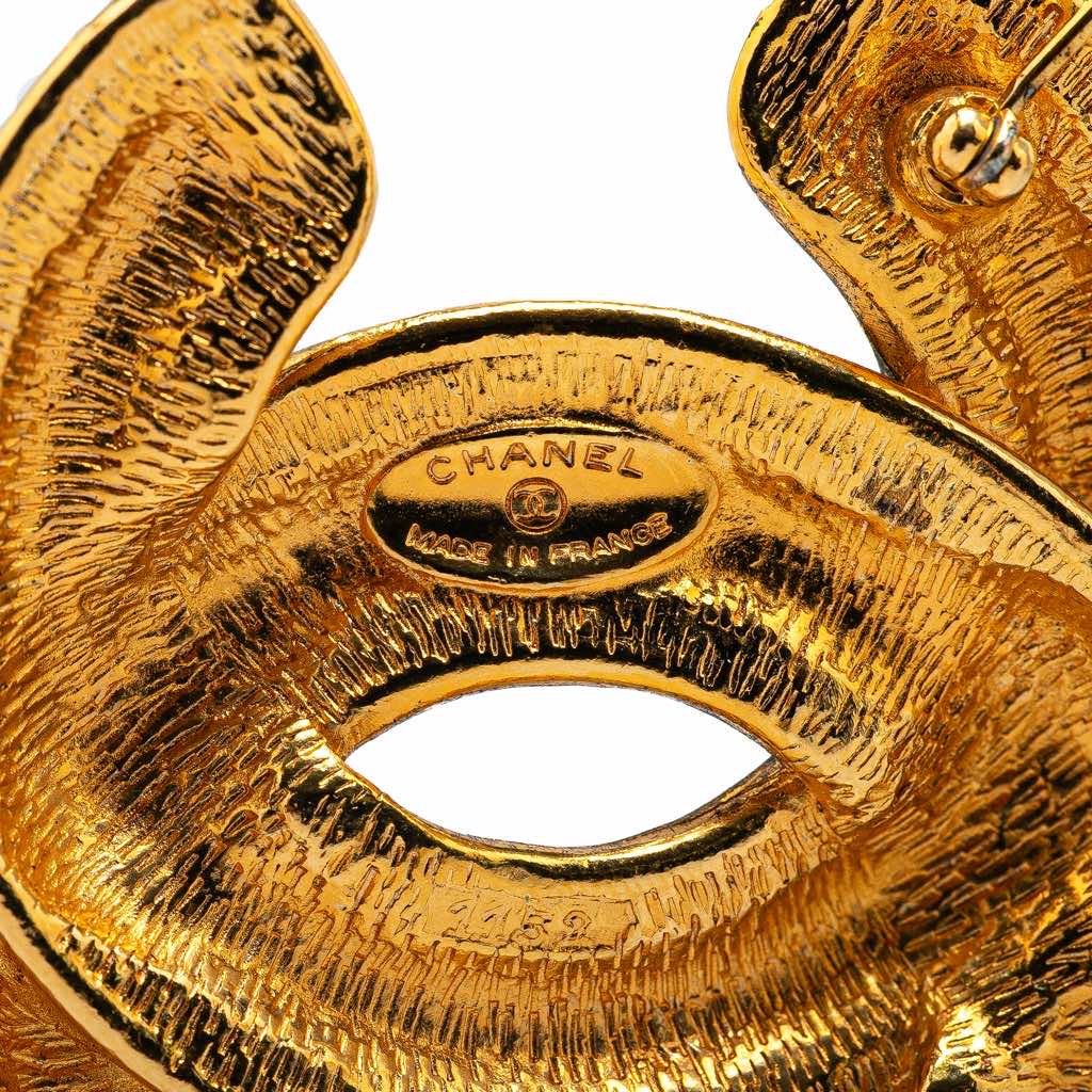 Chanel Gold Plated CC Quilted Brooch - 4