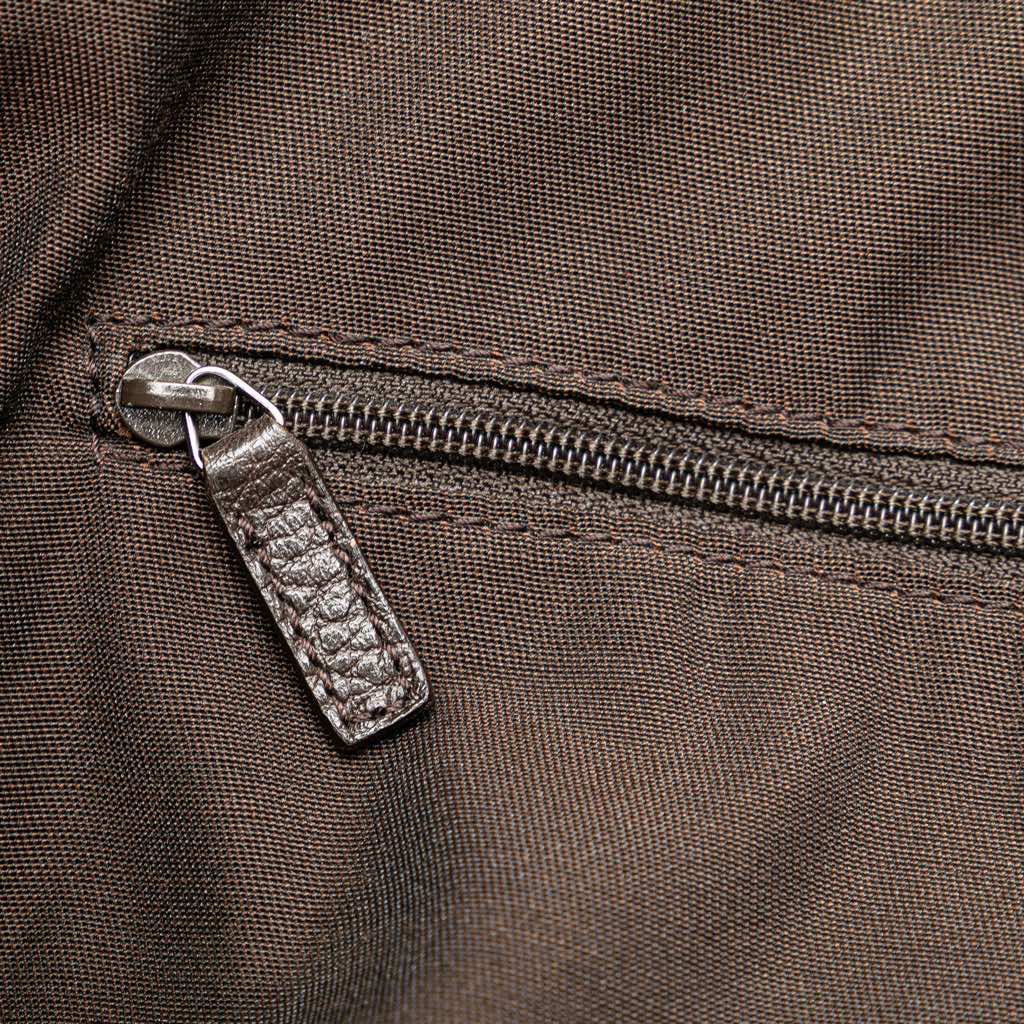 Gucci Large Leather GG Charm Dome Satchel - Detail 2