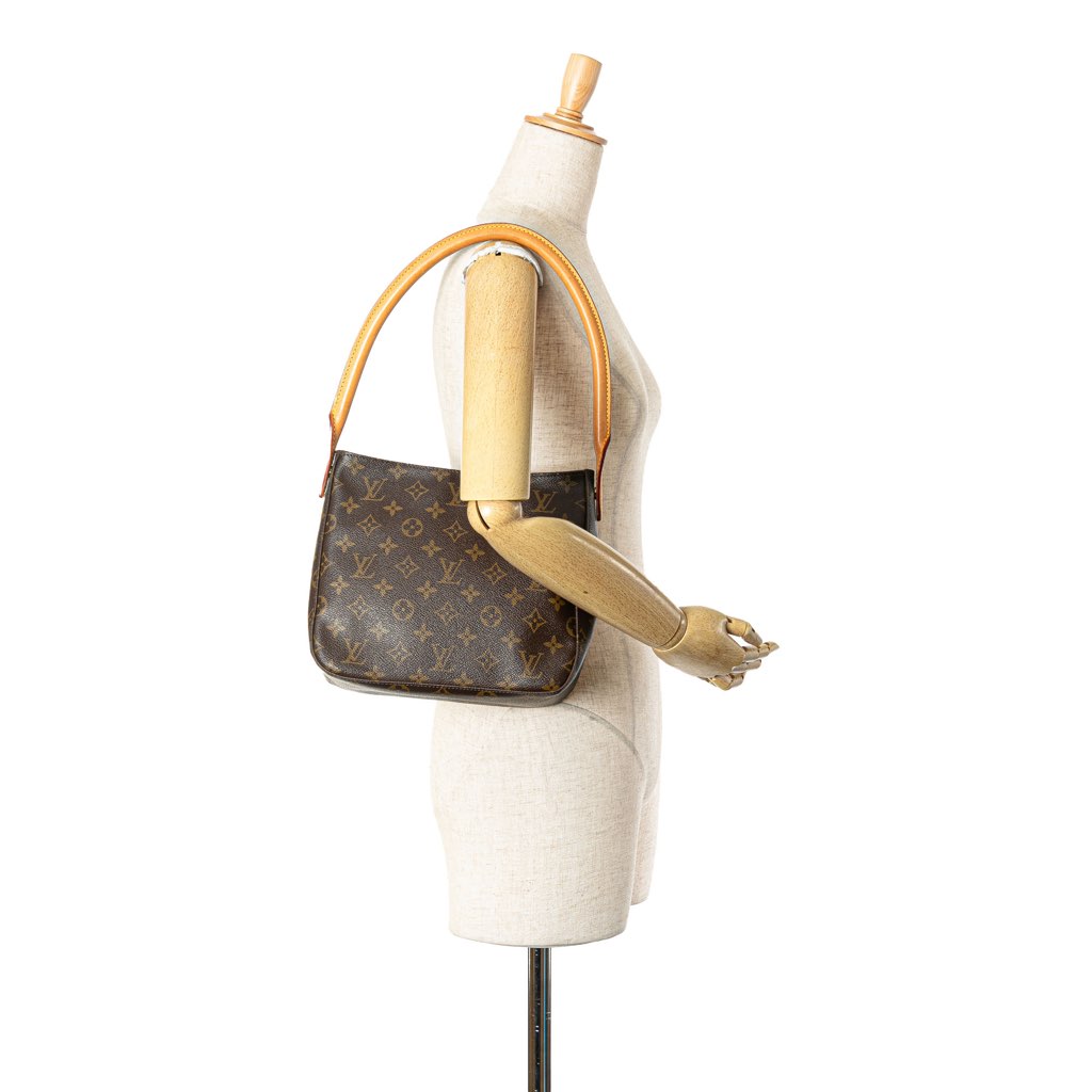 Louis Vuitton Monogram Looping MM - Image 10