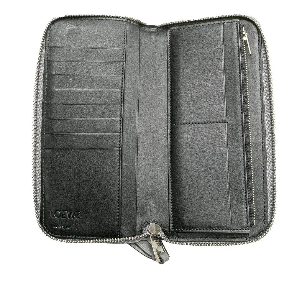 Loewe Puzzle Edge Zipped Open Wallet Grey Leather Good - Model View