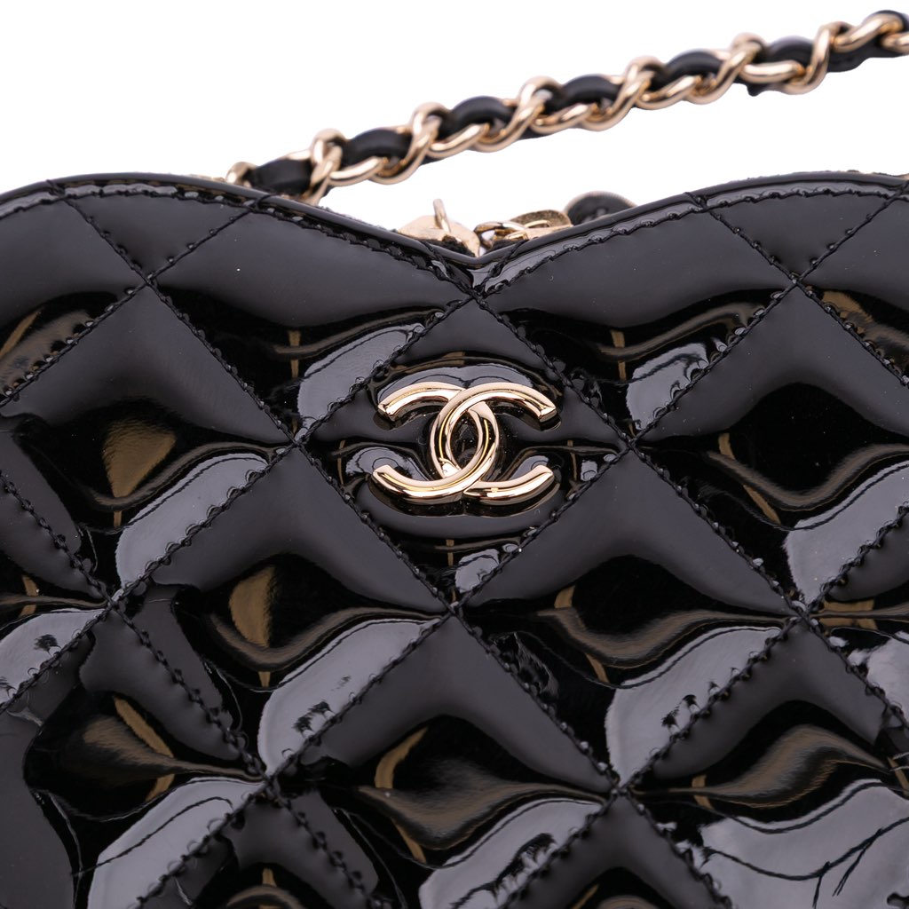 Chanel Quilted Patent Calfskin CC Heart Clutch With Chain - Image 12