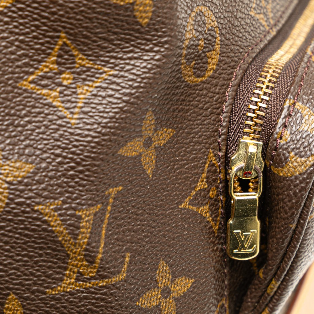 Louis Vuitton Monogram Montsouris MM - Detail 2