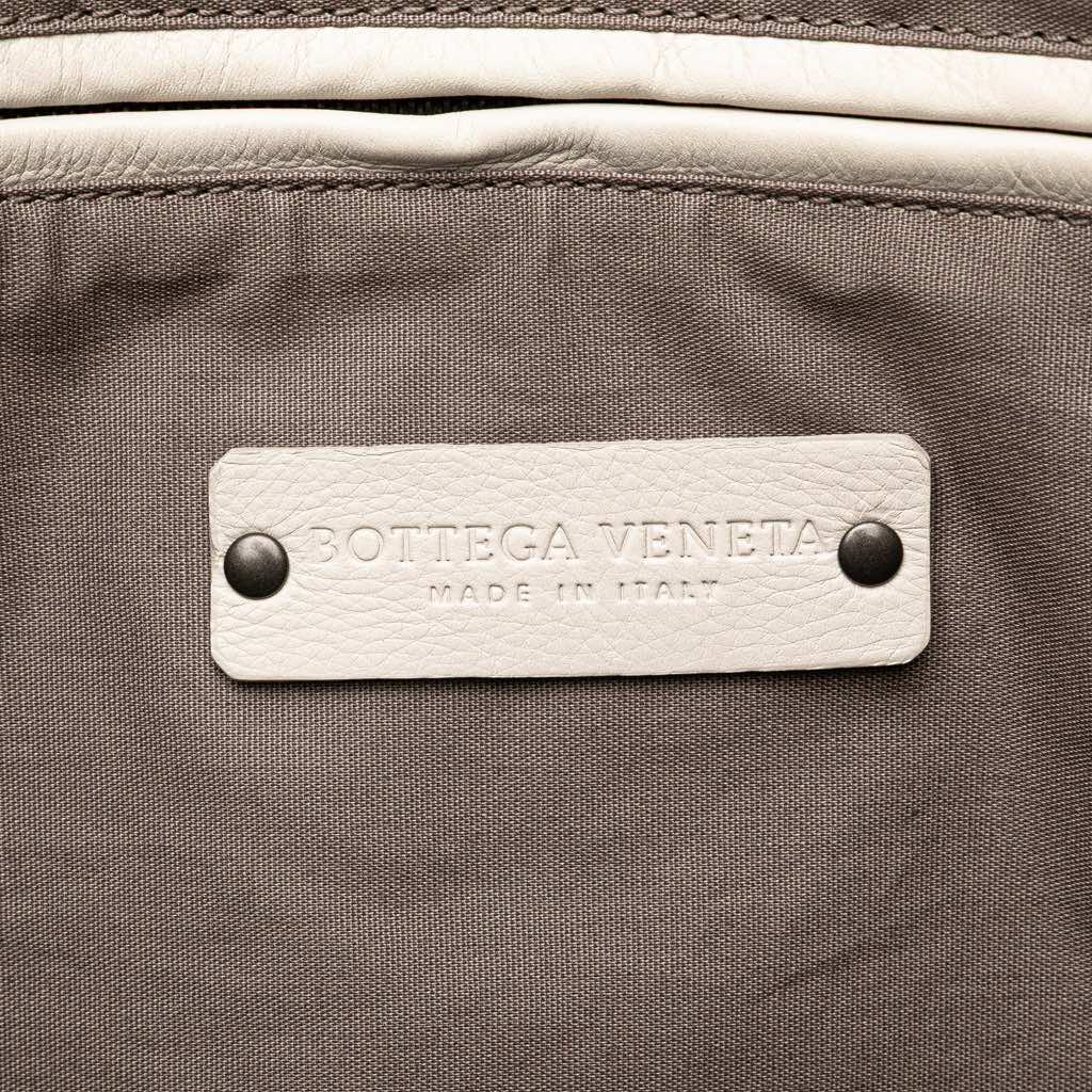 Bottega Veneta Intrecciato Trimmed Leather Wristlet Clutch - 5