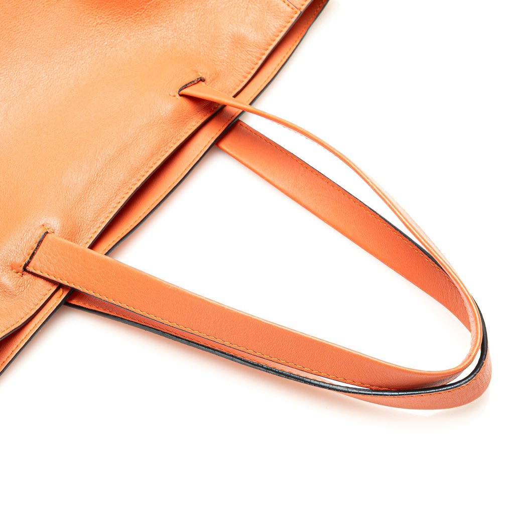 Loewe Anagram Leather East West Tote - Image 13