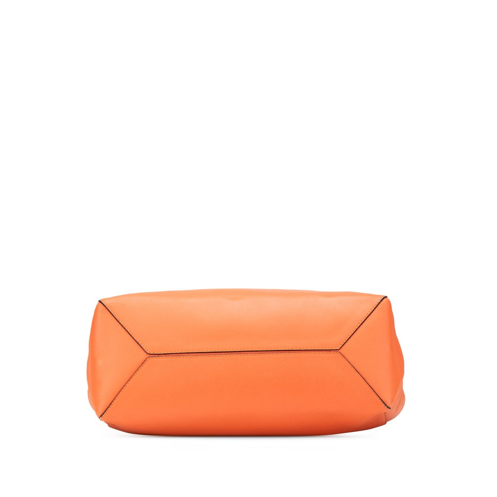 Loewe Anagram Leather East West Tote - Image 6