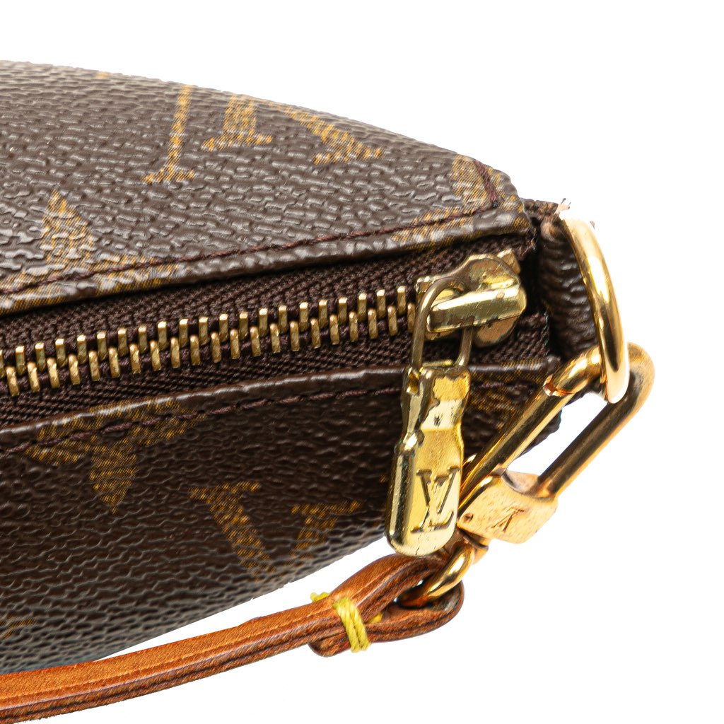 Louis Vuitton Monogram Pochette Accessoires - Detail 2