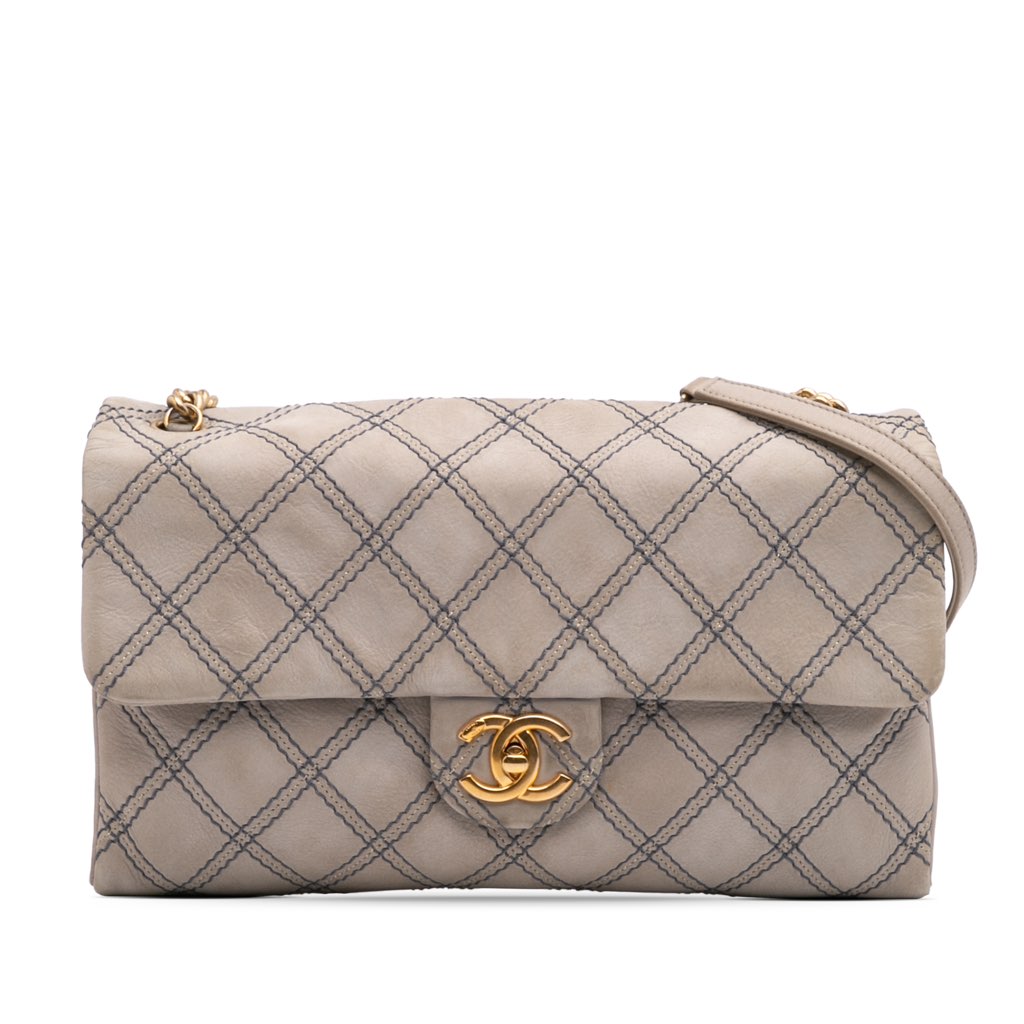 Chanel Jumbo Quilted Calfskin Triple Stitched Flap