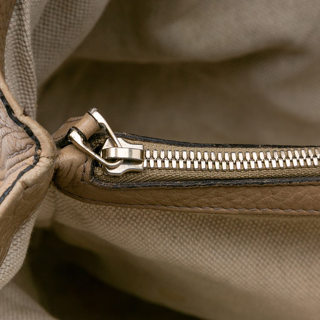 Gucci Medium Leather Soho Working Tote - Image 13