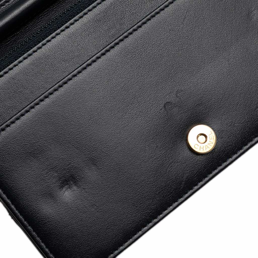 Chanel Quilted Aged Calfskin Gabrielle Wallet On Chain - Image 11