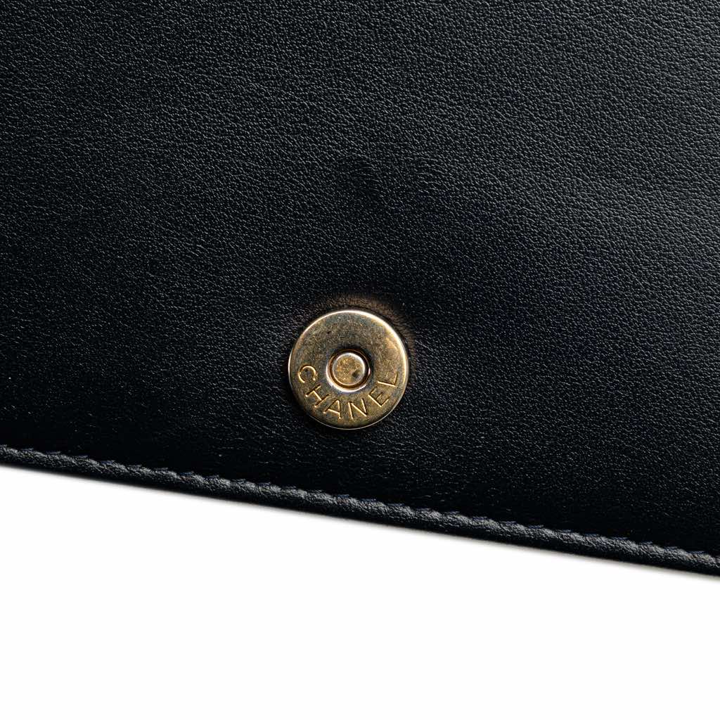 Chanel Quilted Aged Calfskin Gabrielle Wallet On Chain - Image 12