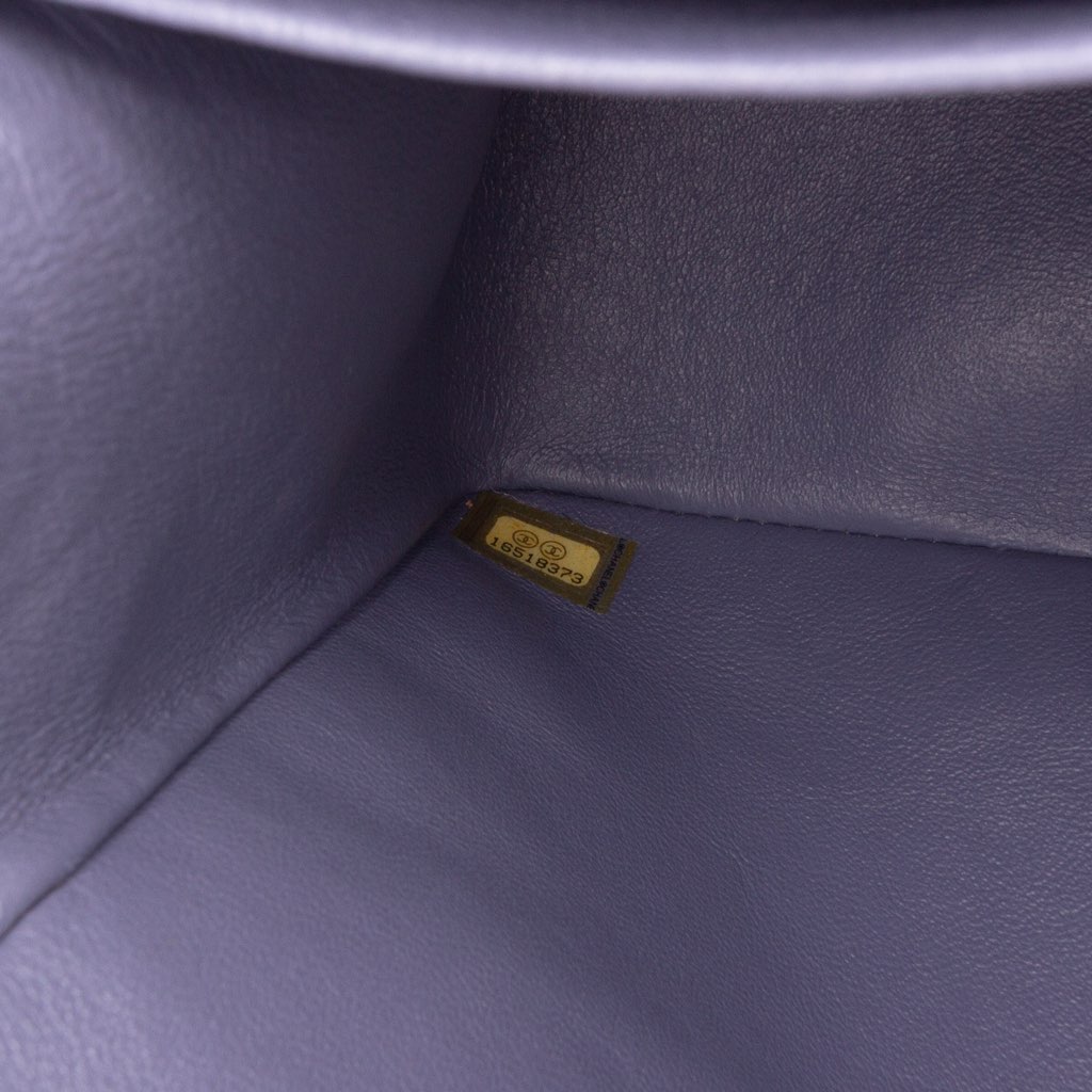 Chanel Jumbo Classic Lambskin Double Flap - Detail 1