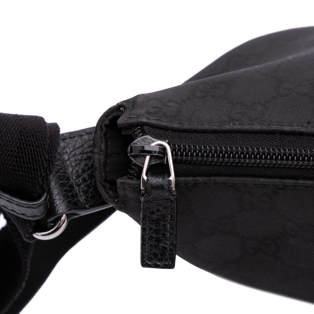 Gucci GG Canvas Crossbody - Detail 2