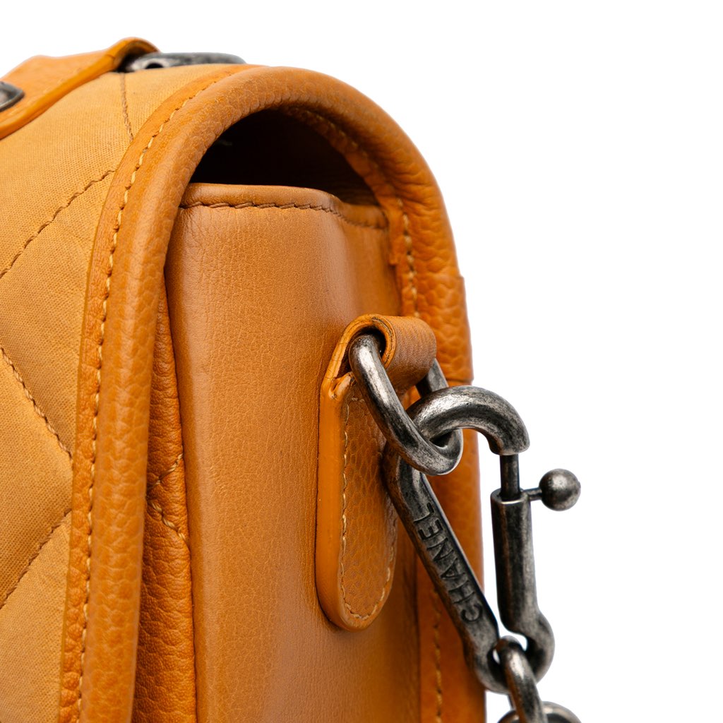 Chanel Small Quilted Iridescent Calfskin and Caviar Daily Carry Flap - Image 11