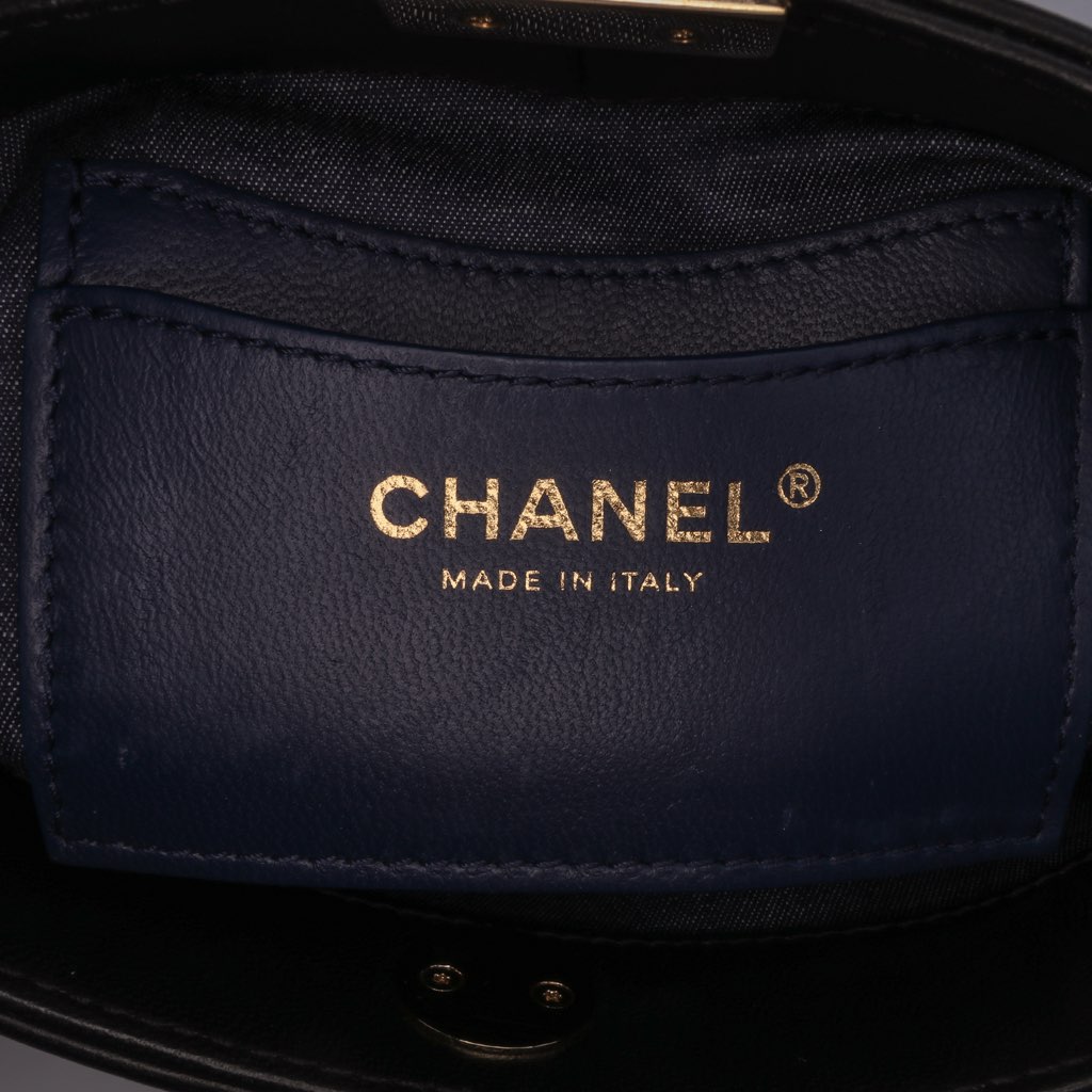 Chanel Mini Lambskin Elegant Chain Vanity Case - 5