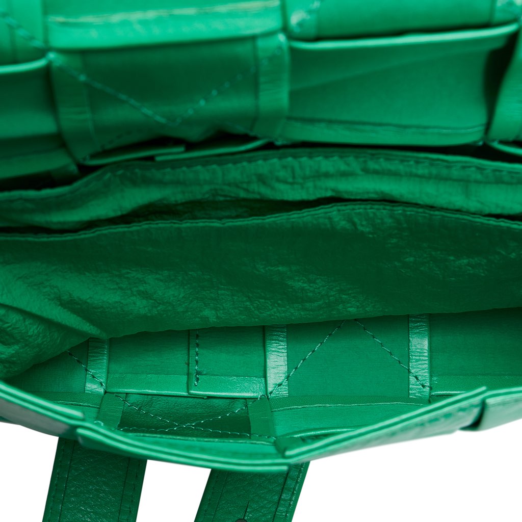 Bottega Veneta Mini Nappa Intrecciato Cassette Belt Bag - 4