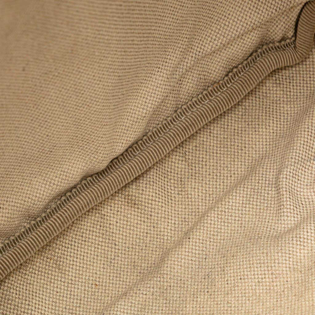 Gucci Grained Calfskin Logo Belt Bag - Image 11