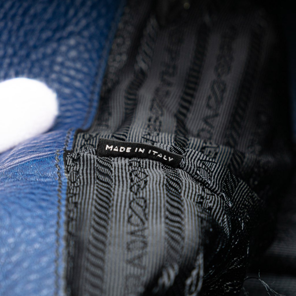 Prada Vitello Daino Double Handle Satchel - Detail 2