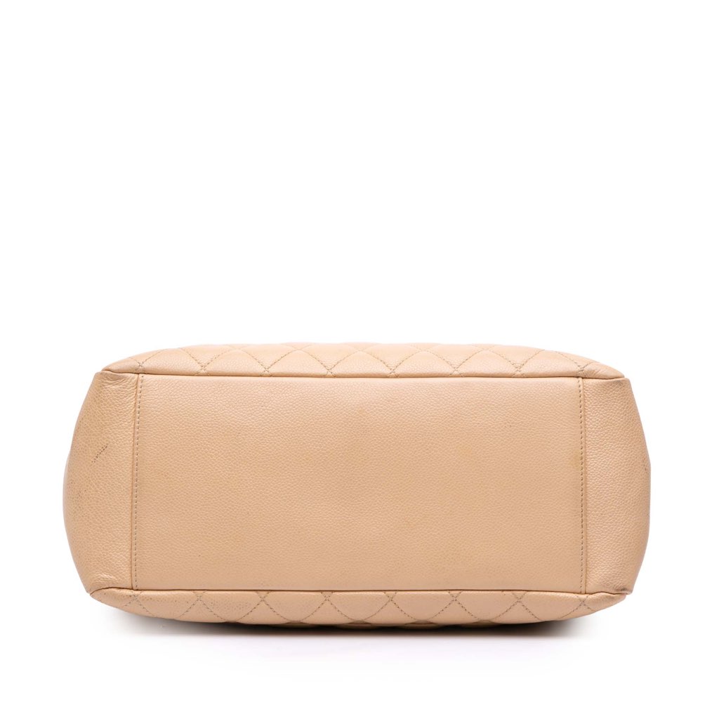 Chanel Caviar Grand Shopping Tote - Image 6