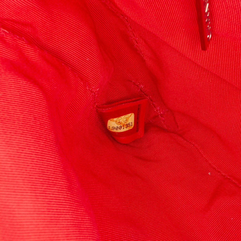 Chanel Neoprene Fancy Crochet Flap - Detail 1