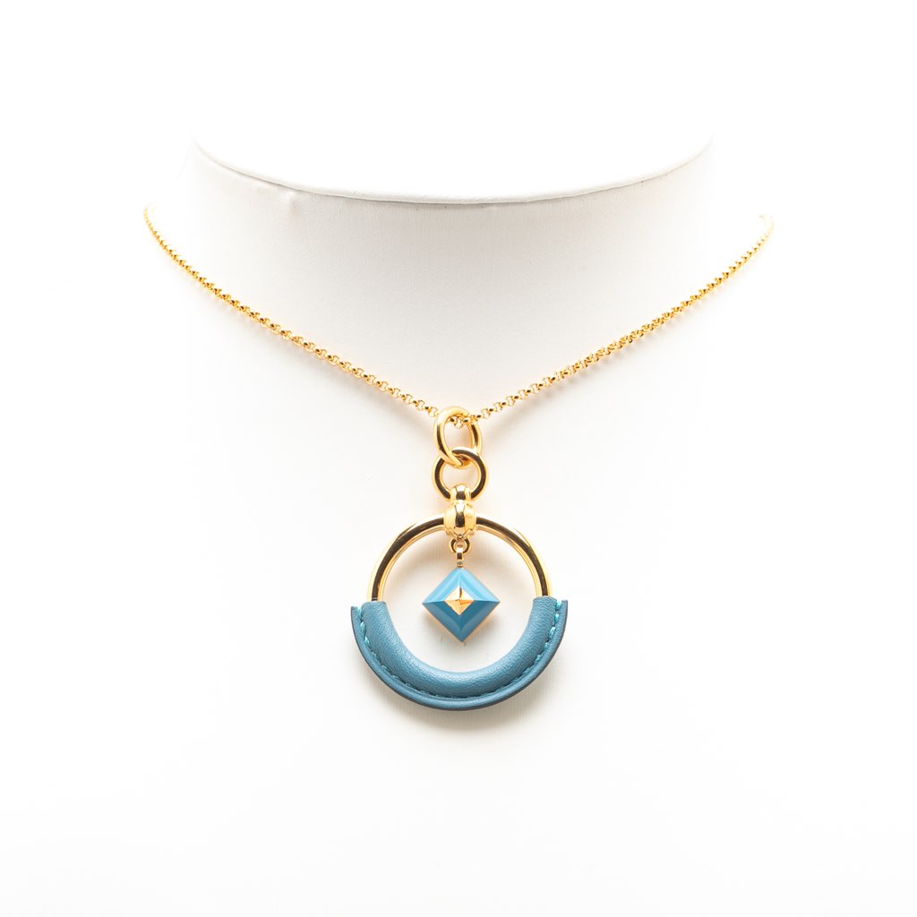 Hermès Gold Plated Loop Medor Pendant Necklace - 5