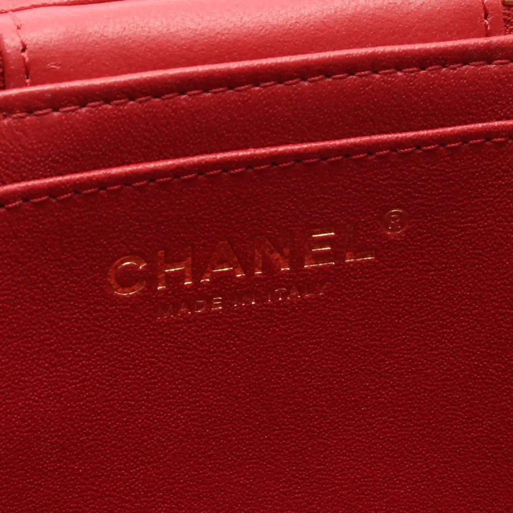 Chanel Quilted Lambskin Trendy CC Vanity Case Red Leather Good - Model View