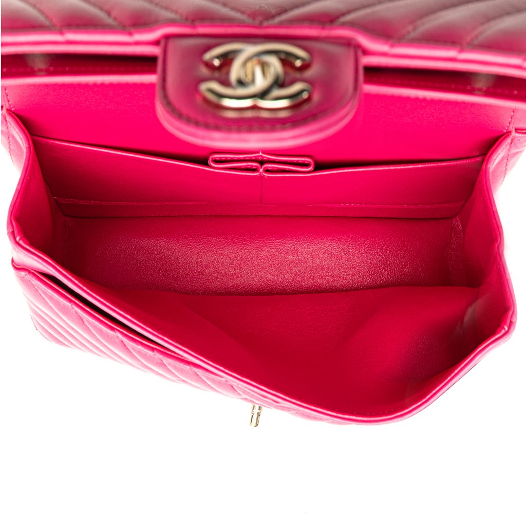 Chanel Medium Classic Chevron Lambskin Double Flap - 4