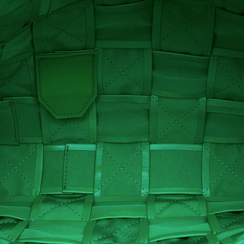 Bottega Veneta Maxi Nappa Intrecciato Cassette Crossbody - 5