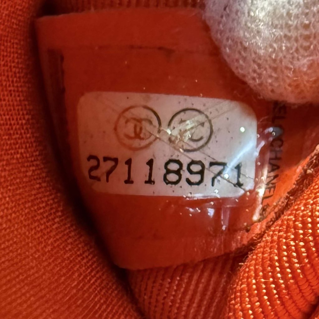 Chanel Small Quilted Caviar Sunset On The Sea Flap - Side view