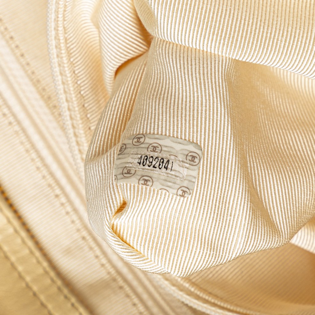 Chanel CC Lambskin Chain Tote - Detail 1