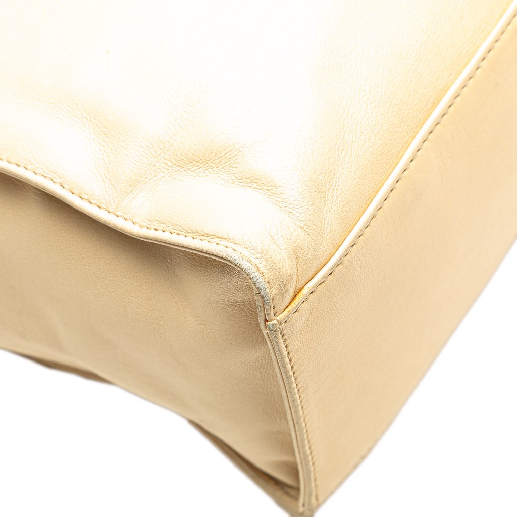 Chanel CC Lambskin Chain Tote - Image 11