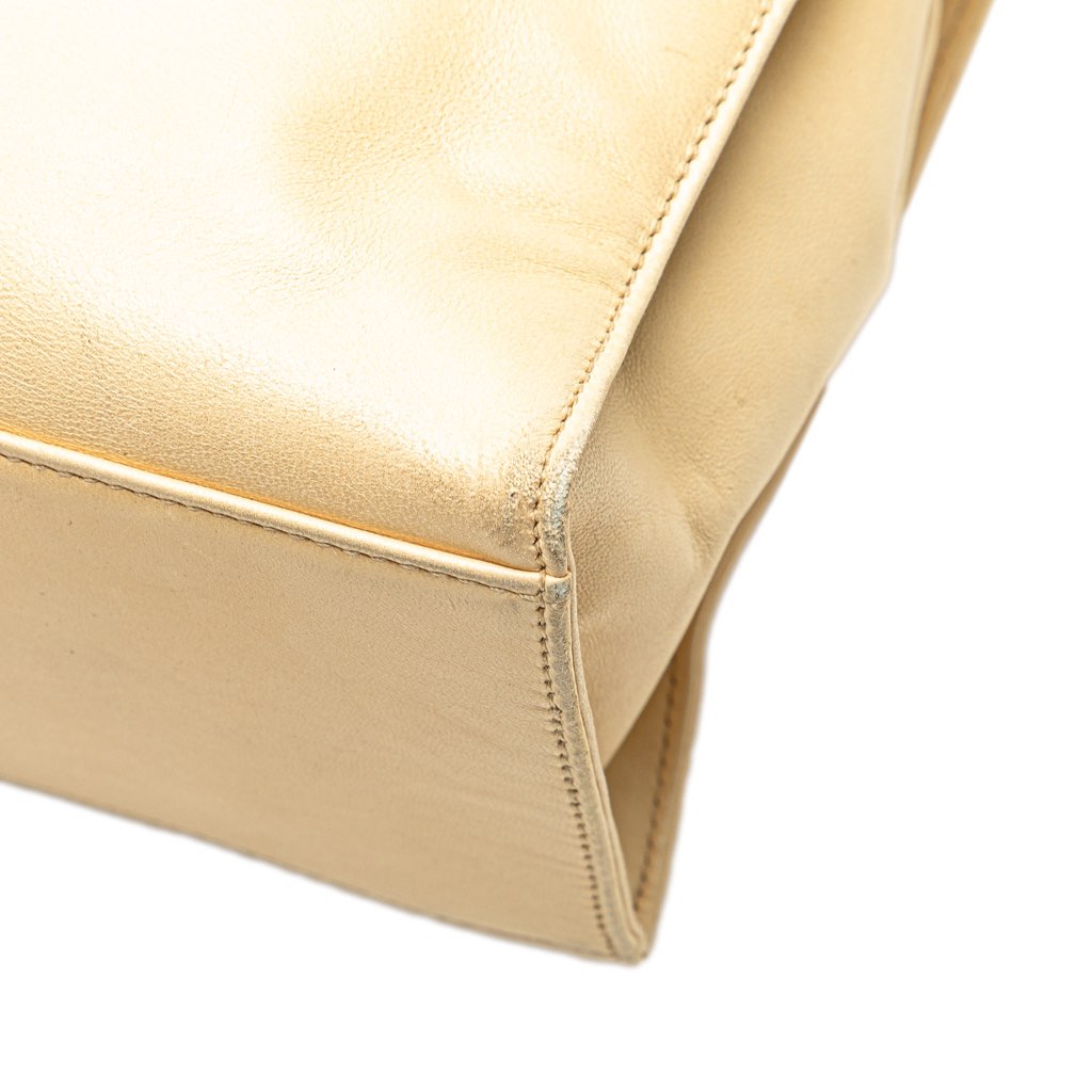 Chanel CC Lambskin Chain Tote - Image 12