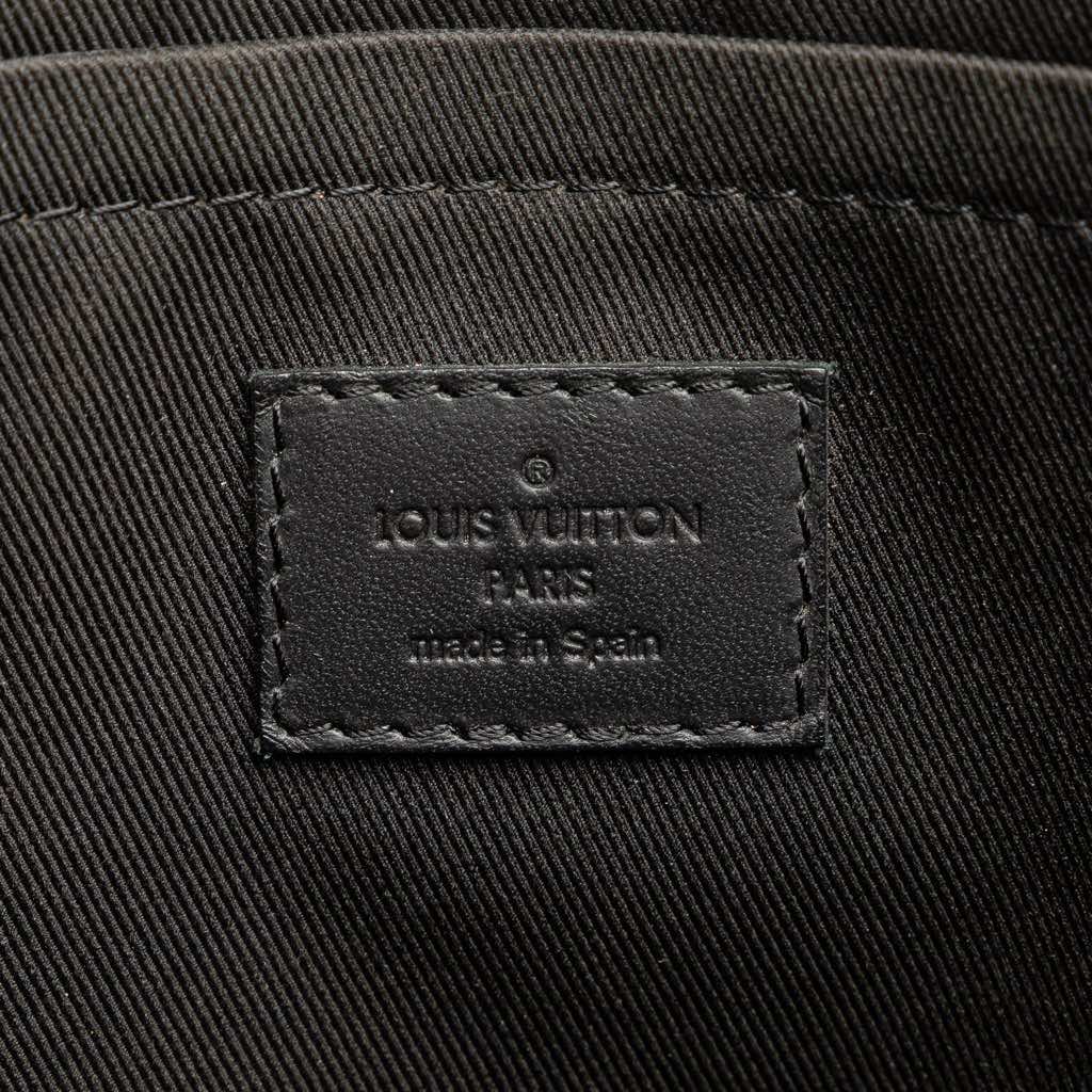 Louis Vuitton Monogram Shadow Discovery Pochette - 5