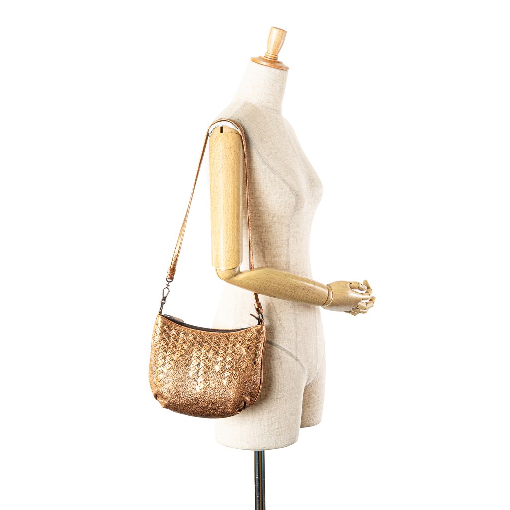 Bottega Veneta Intrecciato Trimmed Metallic Leather Crossbody - Image 13