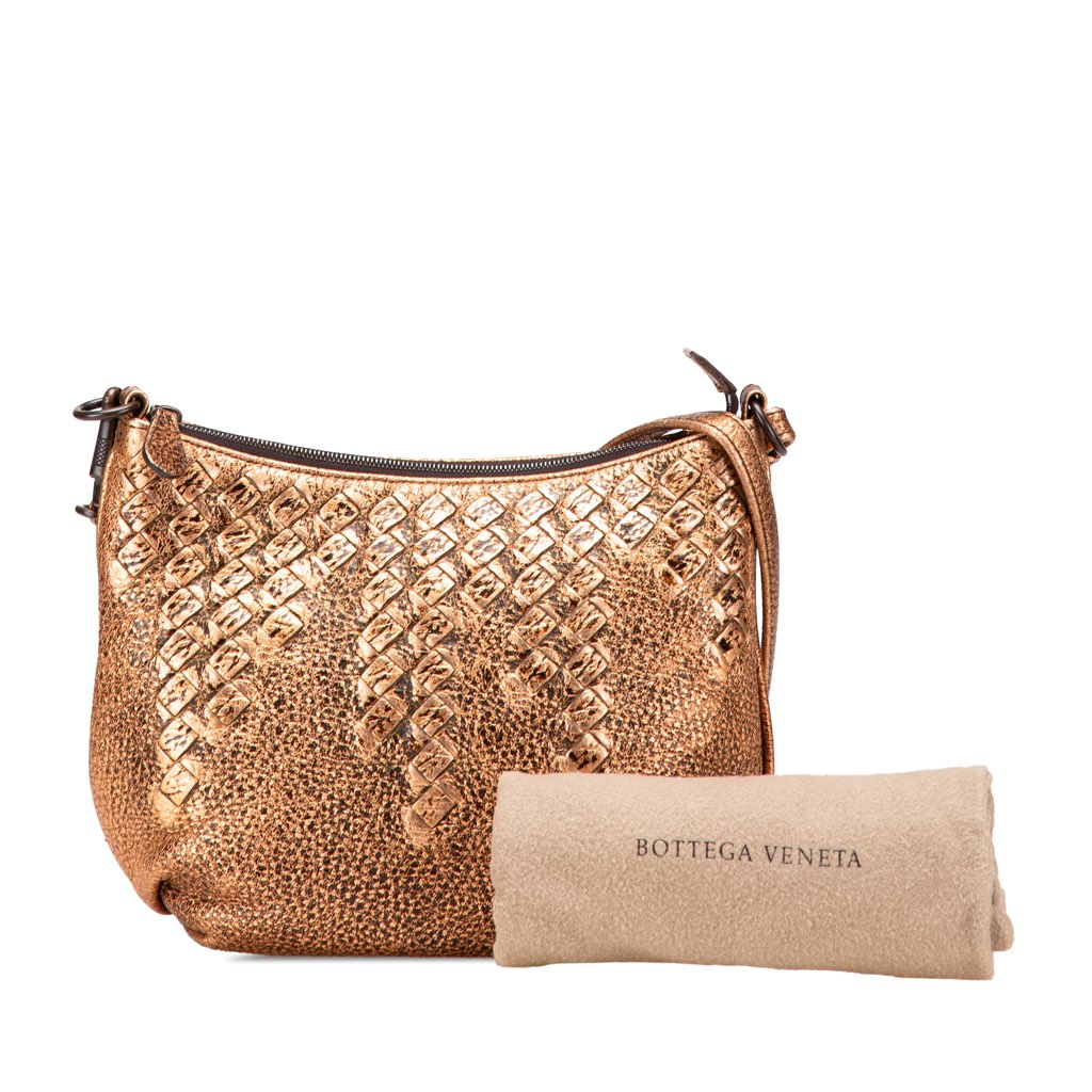 Bottega Veneta Intrecciato Trimmed Metallic Leather Crossbody - Image 14