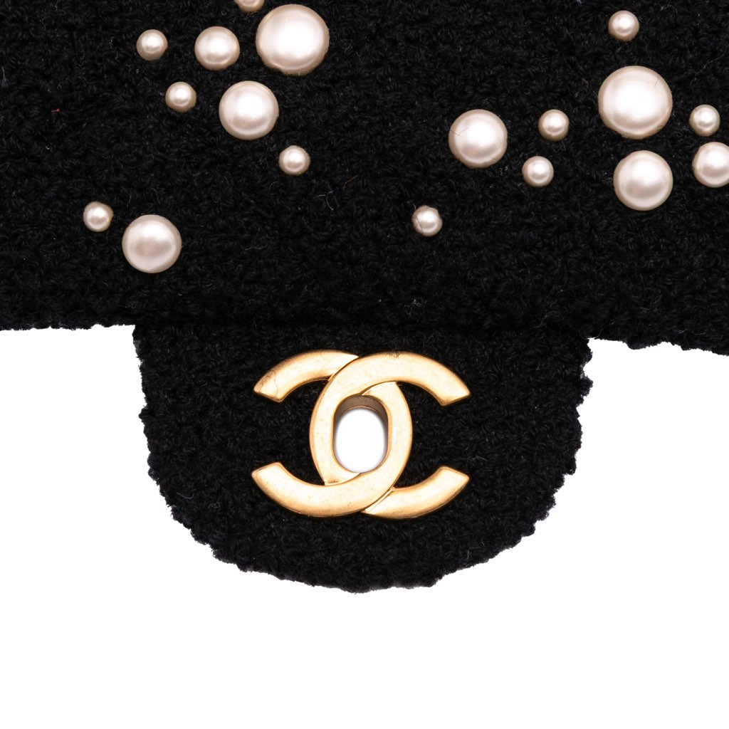 Chanel Small Tweed Pearl Cosmos Flap - Detail 2