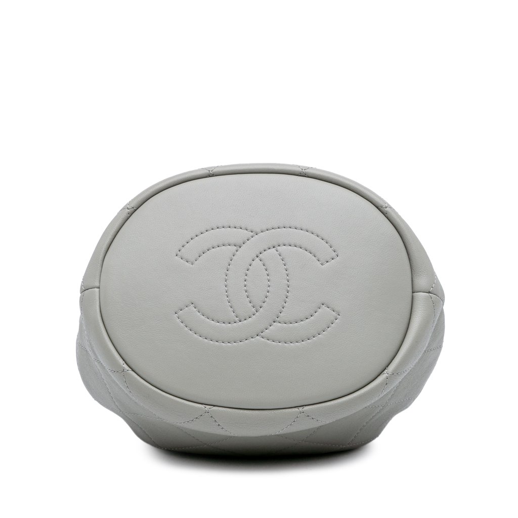 Chanel CC Quilted Calfskin Resin Bi-Color Chain Bucket Bag - 3